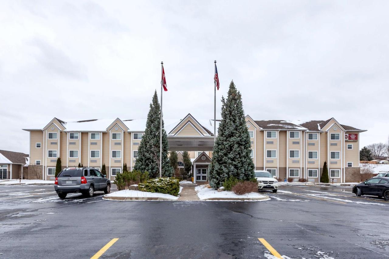 Best Western Plus Woodstock Inn&Suites Exterior foto